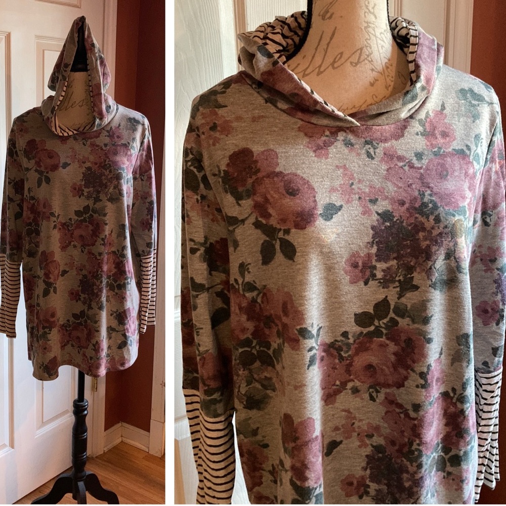 Floral Stripe Hooded Sweatshirt Casual Wear Long Sleeve Top by Honeyme Curvy XL
